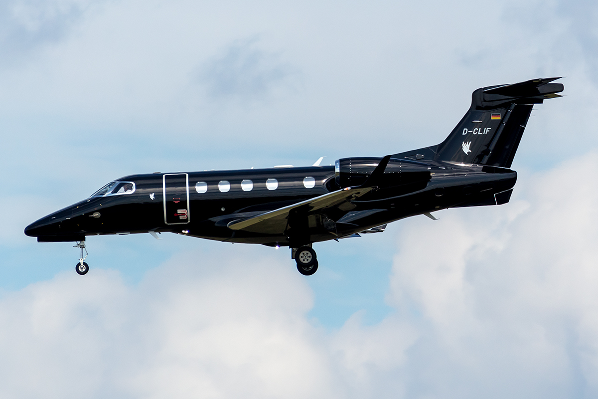 Private, D-CLIF, Embraer, EMB-505 Phenom 300, 16.08.2021, BER, Berlin, Germany