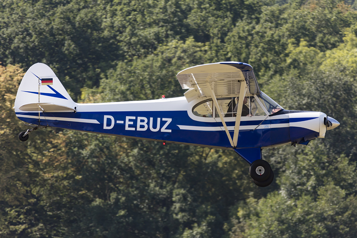 Private, D-EBUZ, Piper, PA-18-150 Super Cub, 09.09.2016, EDST, Hahnweide, Germany




