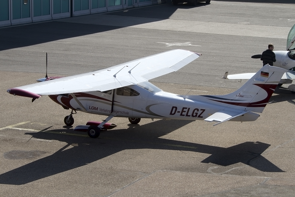 Private, D-ELGZ, Cessna, 182T Skylane, 11.03.2014, MHG, Mannheim, Germany 


