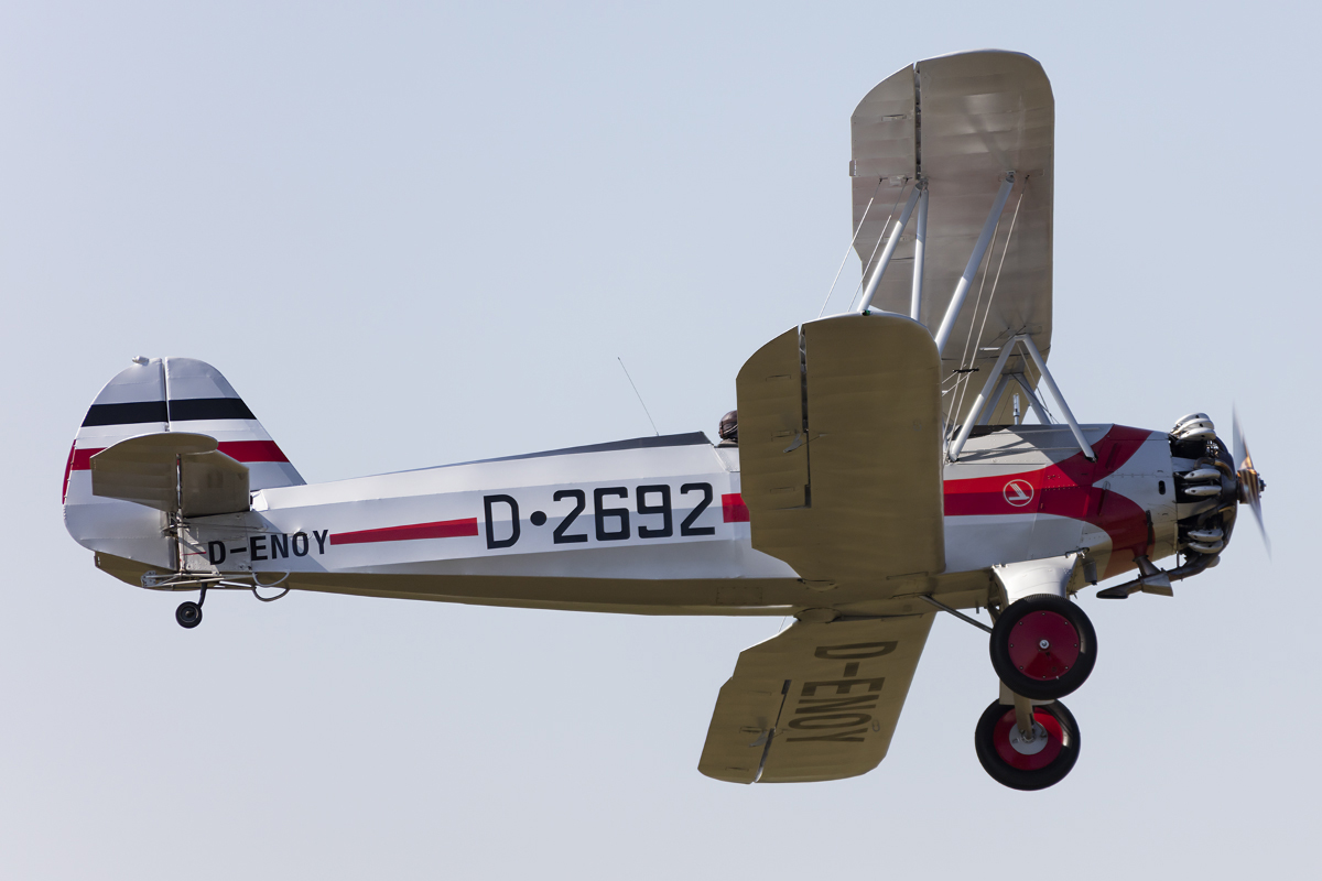 Private, D-ENOY, Focke Wulf, FW-44 Stieglitz, 09.09.2016, EDST, Hahnweide, Germany


