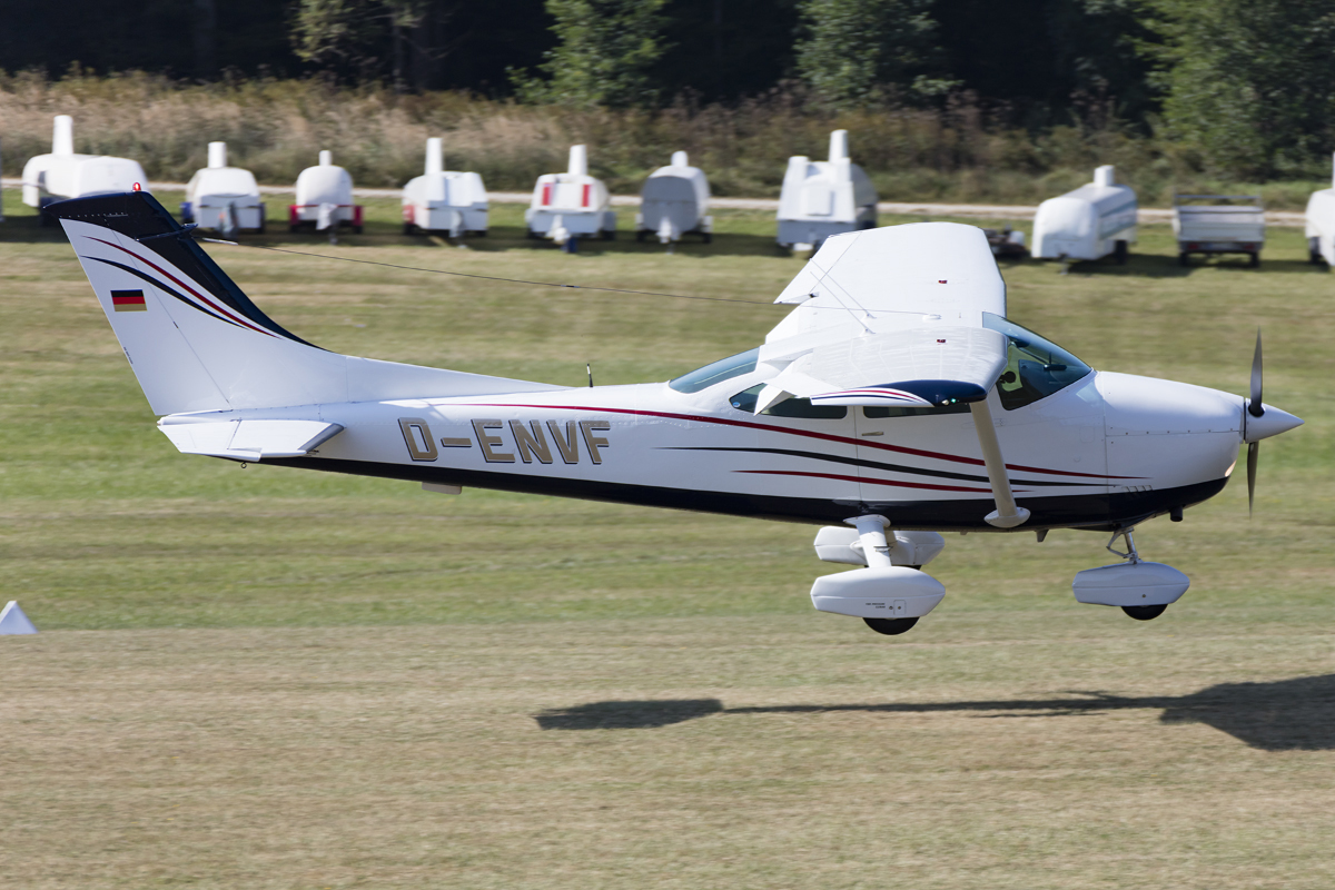 Private, D-ENVF, Cessna, 182Q Skylane, 09.09.2016, EDST, Hahnweide, Germany 



