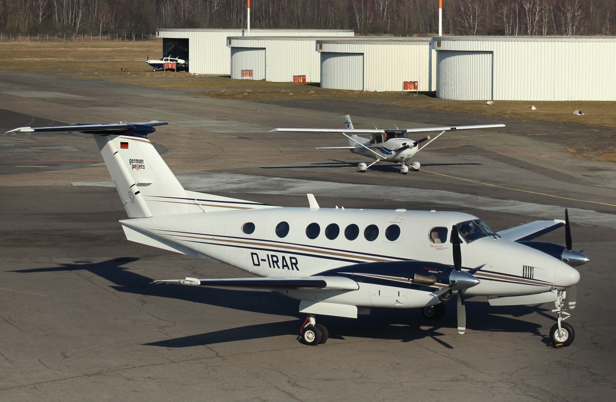 Private, D-IRAR, Beech B 200 Super King Air, 16.03.2016, LBC-EDHL, Lübeck, Germany 