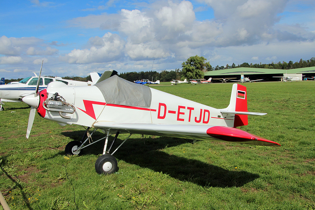 Private Druine D-31 Turbulent,D-ETJD, Flugplatz Bienenfarm, 17.09.2022