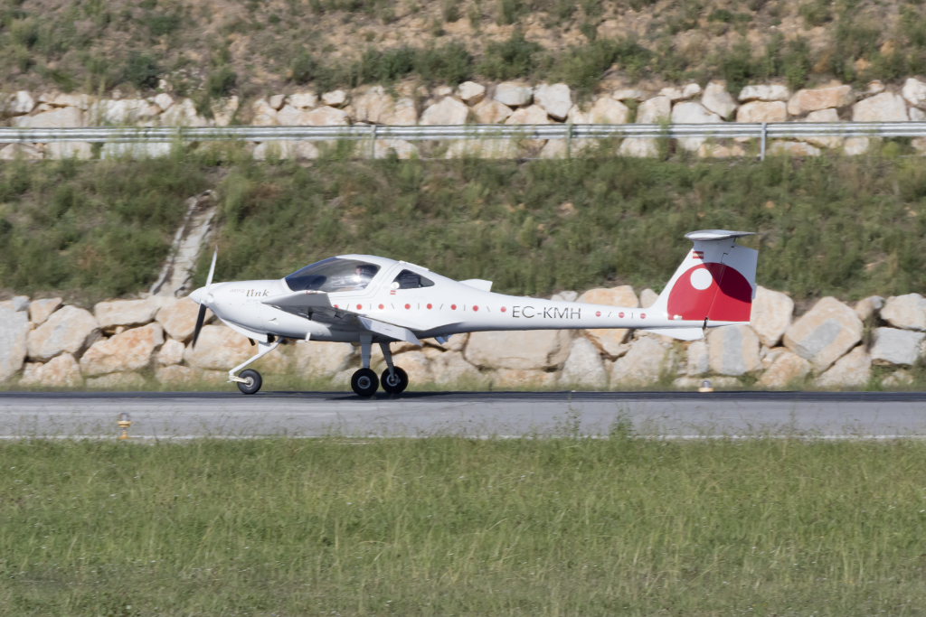 Private, EC-KMH, Diamond, DA-20-C1 Eclipse, 18.09.2015, GRO, Girona, Spain 



