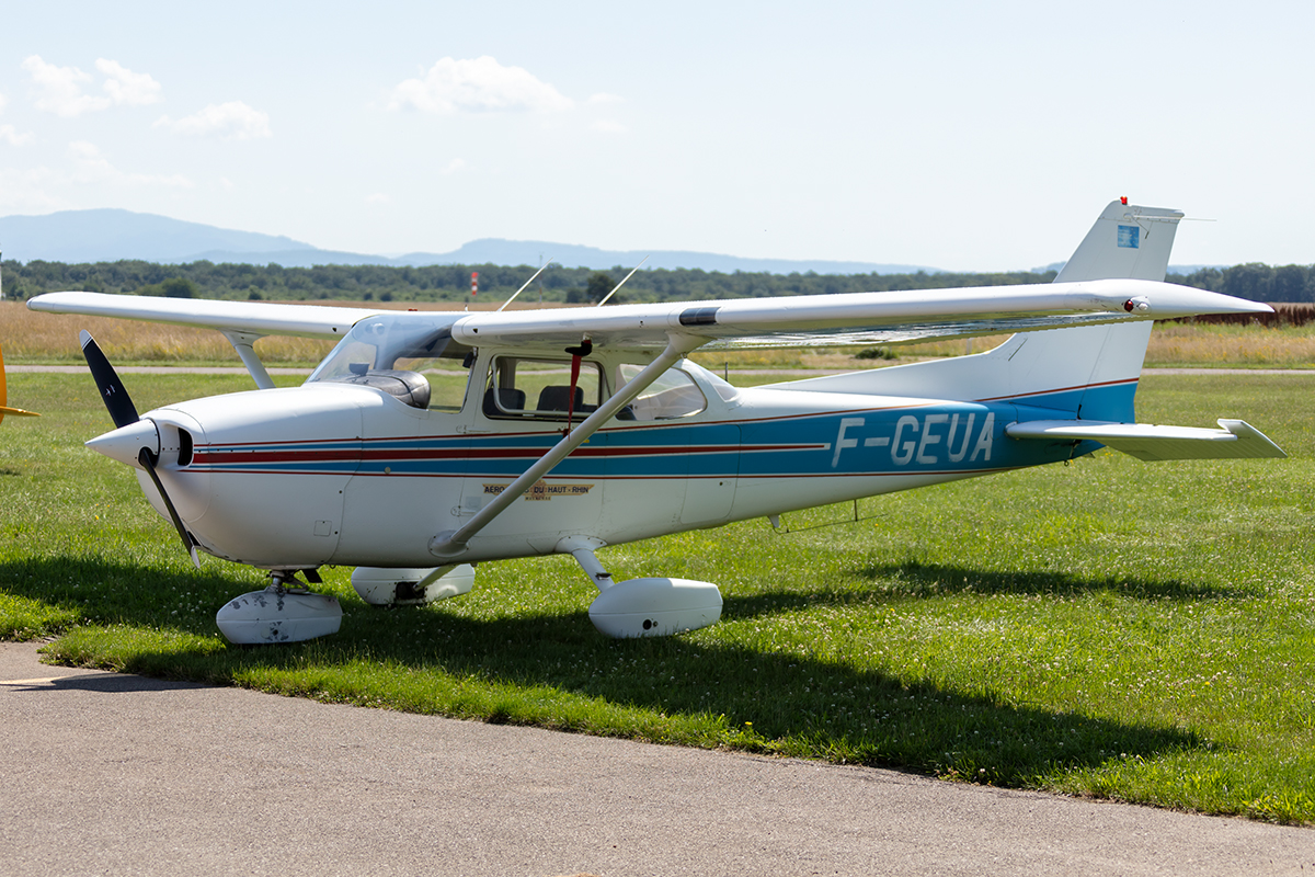Private, F-GEUA, Reims-Cessna F172 Skyhawk, 10.07.2021, LFGB, Habsheim, France