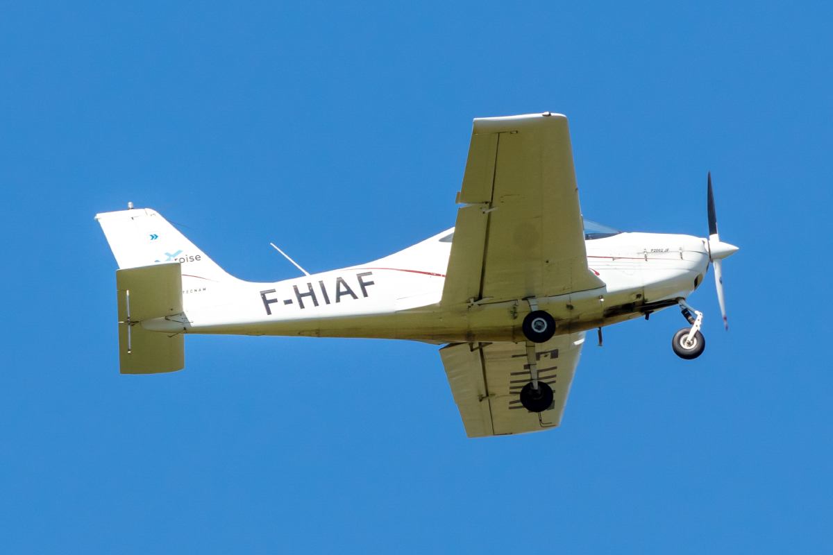 Private, F-HIAF, Tecnam, P-2002 JF Sierra, 23.03.2022, MXN, Morlaix, France