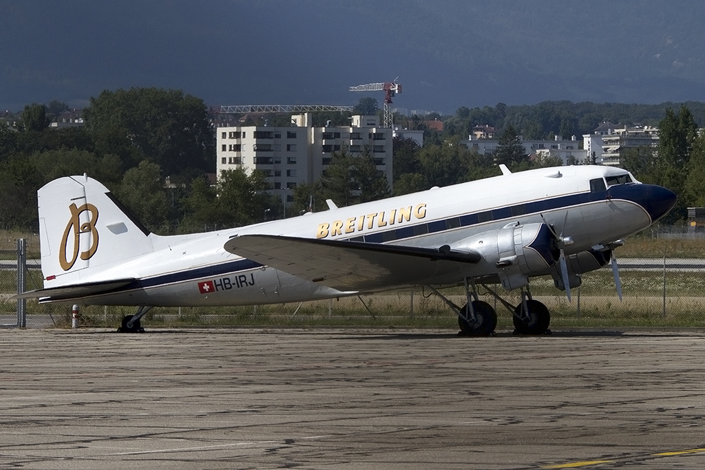 Private, HB-IRJ, Douglas, DC-3, 31.08.2013, GVA, Geneve, Switzerland 



