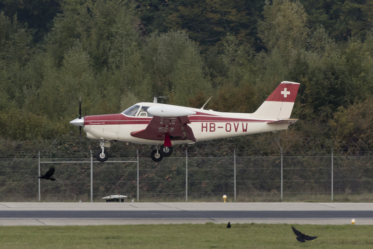 Private, HB-OVW, Piper, PA24-250, GVA, 24.09.2017, Geneve, Switzerland 



