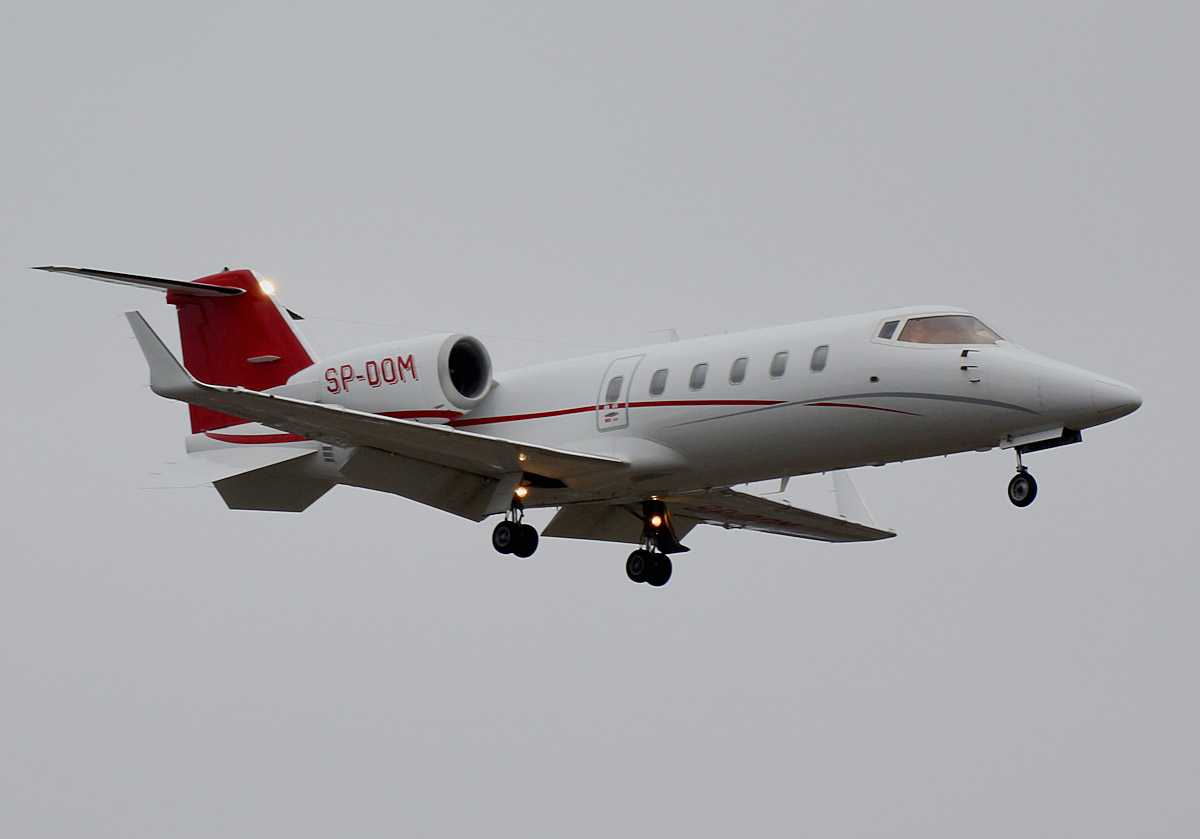 Private, Learjet 60XR, SP-DOM, TXL, 02.03.2019