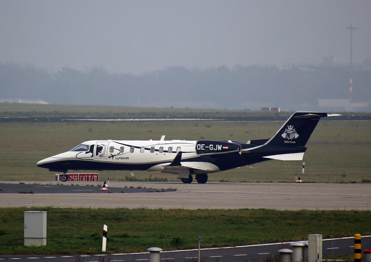 Private Learjet 75, OE-GJW, BER, 14.11.2021