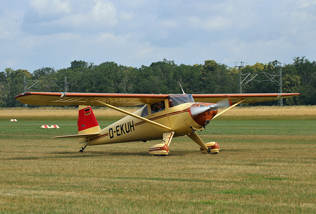 Private Luscombe 8, D-EKUH, Flugplatz Bienenfarm, 02.07.2023
