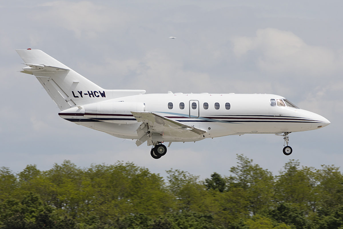 Private, LY-HCW, Raytheon, Hawker-800XP, 18.05.2016, BSL, Basel, Switzerland



