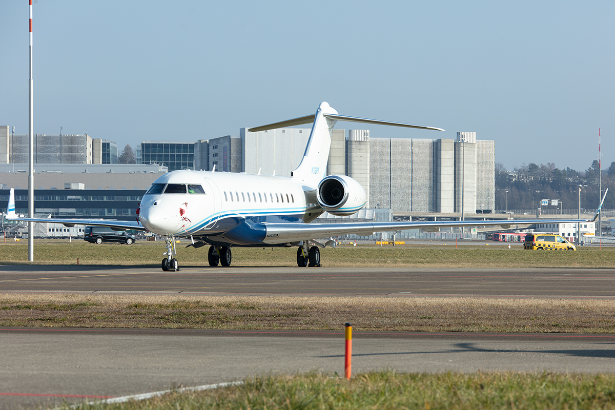 Private, N112MY, Bombardier, Global 6000, 21.01.2020, ZRH, Zürich, Switzerland


