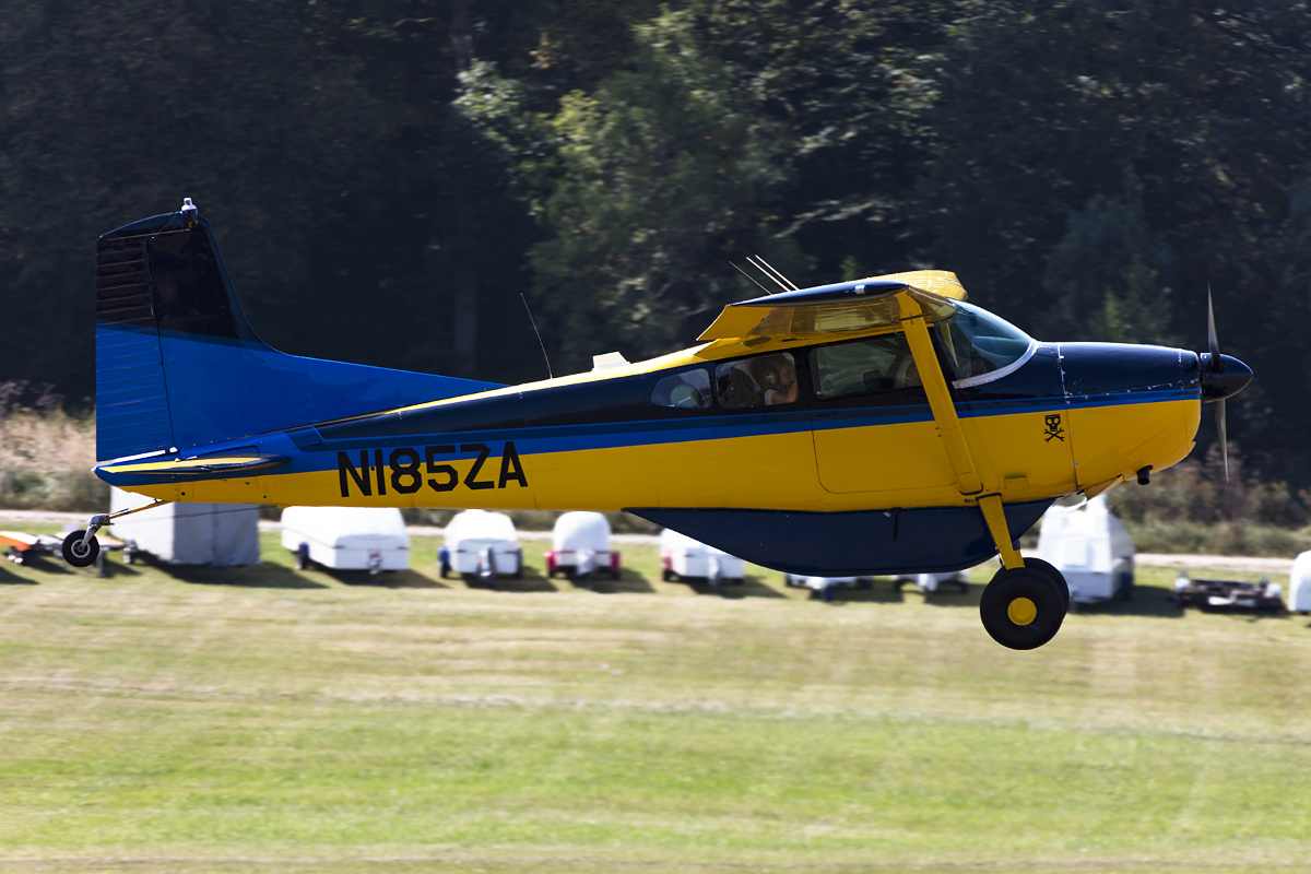 Private, N185ZA, Cessna, 185E Skywagon, 09.09.2016, EDST, Hahnweide, Germany



