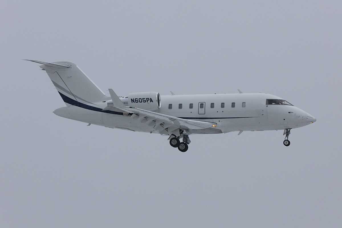 Private, N605AP, Bombardier, CL-600-2B16 Challenger 605, 18.01.2017, ZRH, Zürich, Switzerland 



