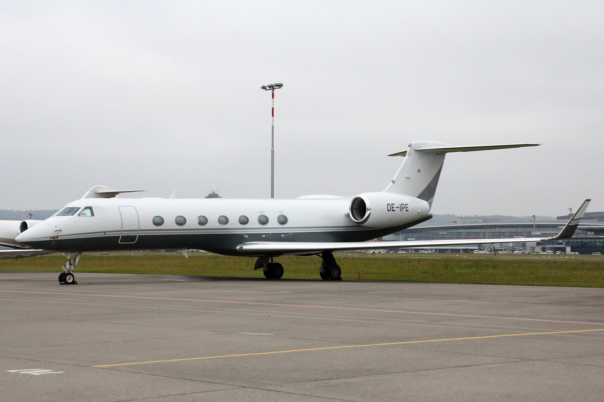 Private, OE-IPE, Gulfstream 5, 3.Dezember 2016, ZRH Zürich, Switzerland.