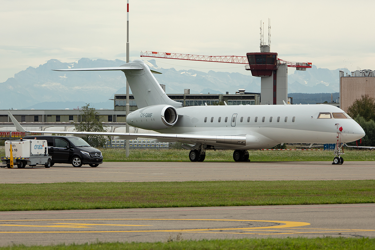 Private, OY-GMF, Bombardier, Global Express, 17.08.2019, ZRH, Zürich, Switzerland



