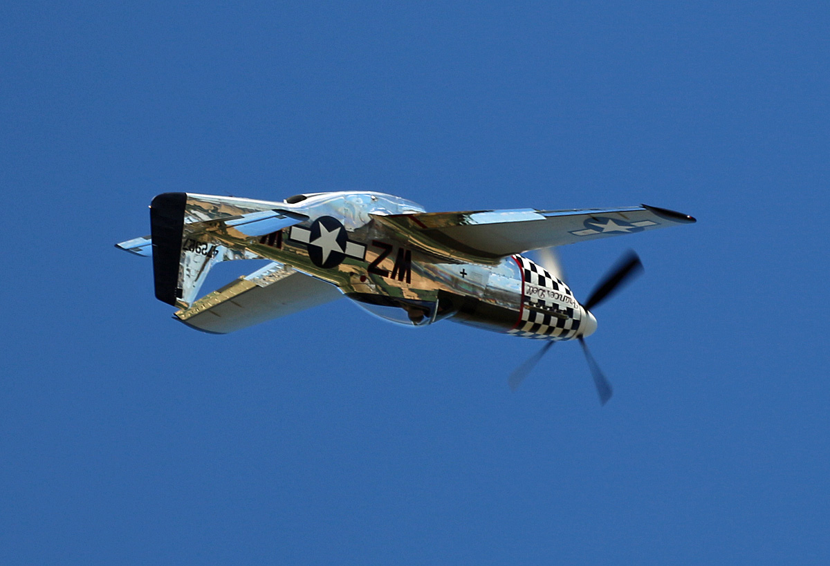 Private P-51D Mustang, NL51ZW, Flugplatz Bienenfarm, 02.07.2022