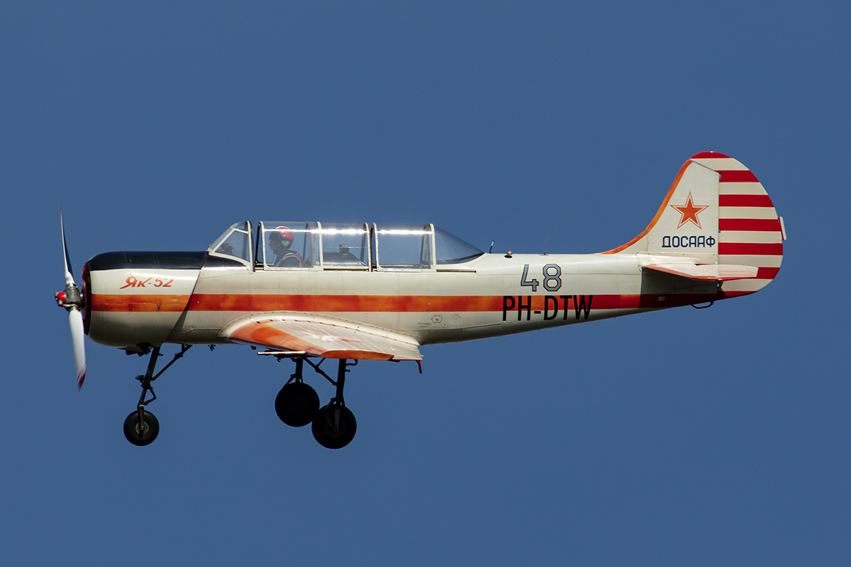 Private, PH-DTW, Yakovlev, Yak 52, 14.09.2019, EDST, Hahnweide, Germany



