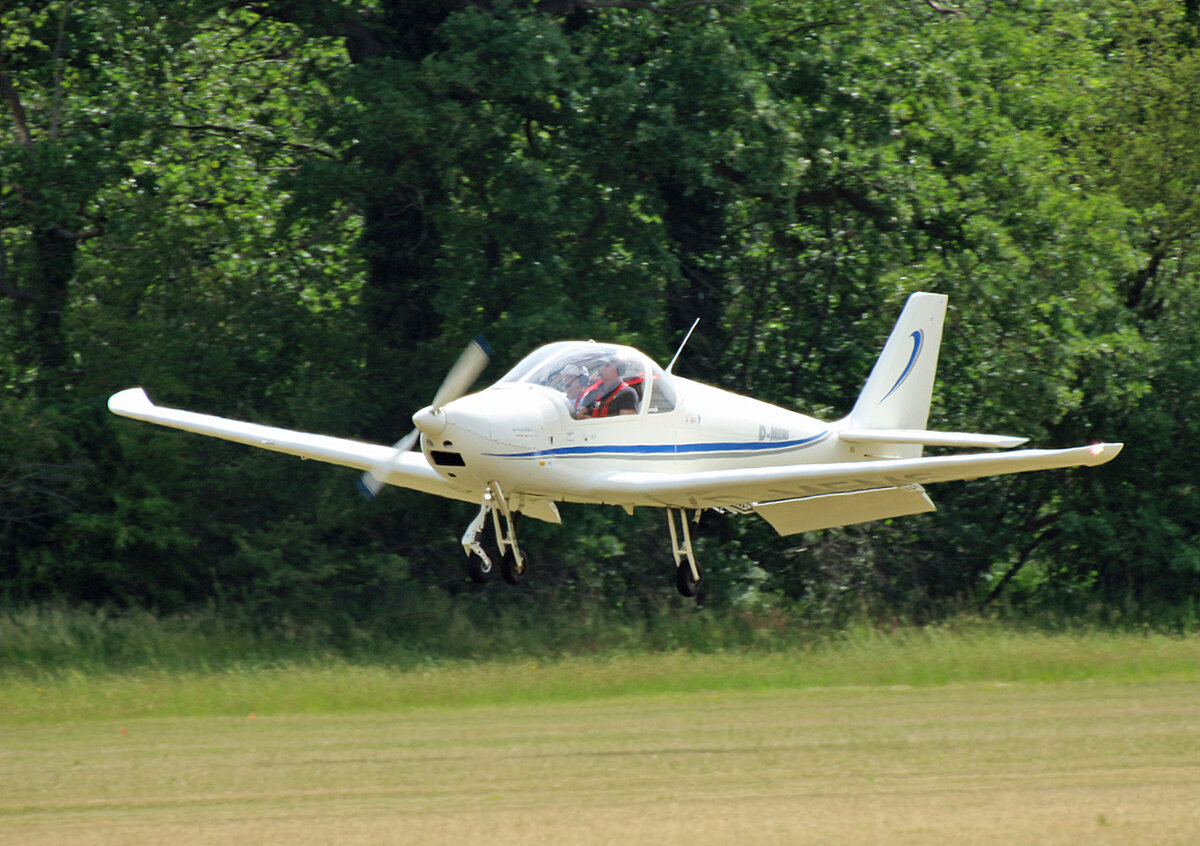Private Skyleader 150, D-MEMS, Flugplatz Bienenfarm, 11.06.2022