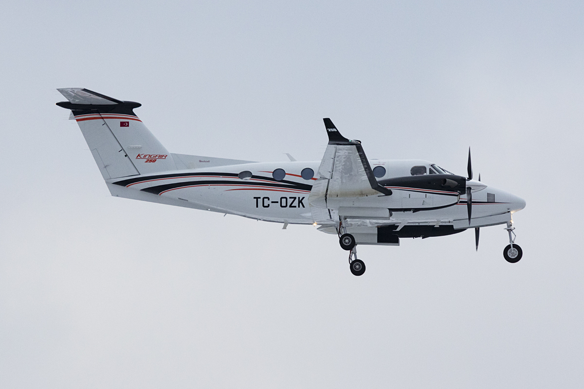 Private, TC-OZK, Beechcraft, King Air 250, 18.01.2017, ZRH, Zürich, Switzerland 



