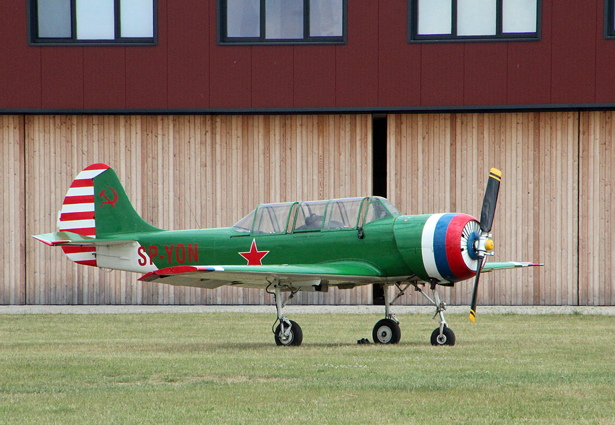 Private Yakovlev Yak-52, SP-YON, Flugplatz Bienenfarm, 11.06.2022