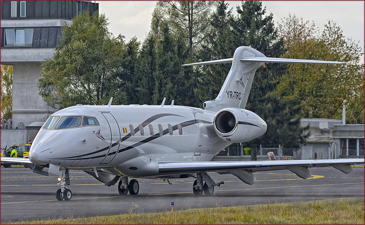 Private YR-TRC; Bombardier Challenger 300; Maribor Flughafen MBX; 22.10.2018