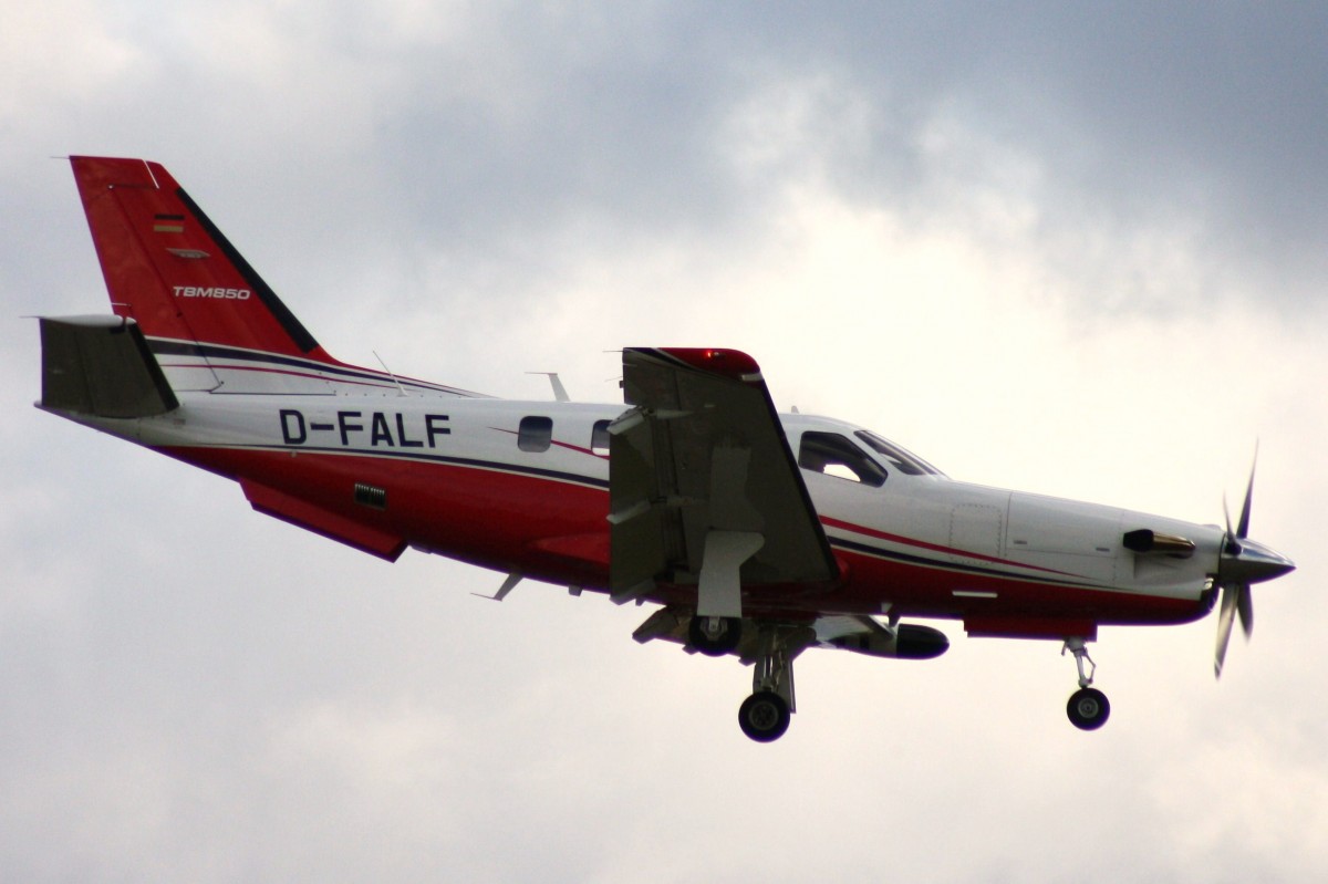 Private,D-FALF,Socata TBM-850,09.11.2013,HAM-EDDH,Hamburg,Germany
