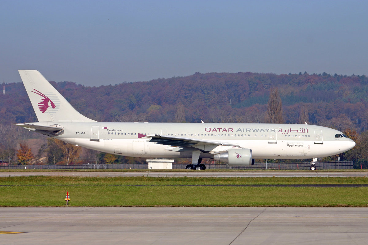 Qatar Airways, A7-ABO, Airbus A300-622R, msn: 668, 30.Oktober 2005, ZRH Zürich, Switzerland.