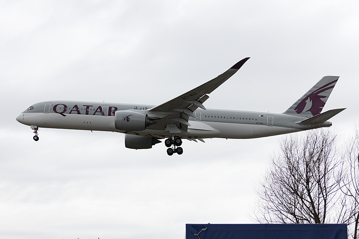 Qatar Airways, A7-ALI, Airbus, A350-941, 21.01.2018, ZRH, Zürich, Switzerland




