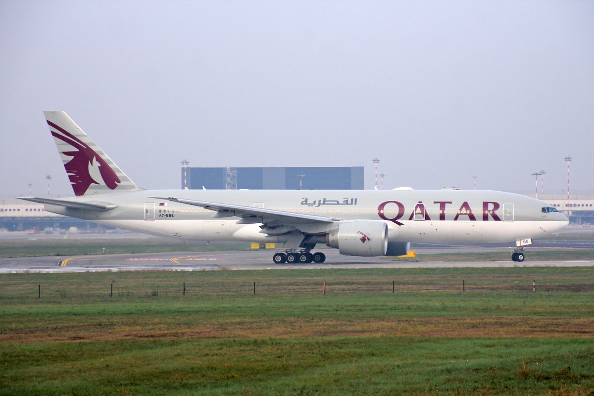 Qatar Airways, A7-BBE, Boeing 777-2DZLR, msn: 36017/837, 16.Oktober 2018, MXP Milano-Malpensa, Italy.