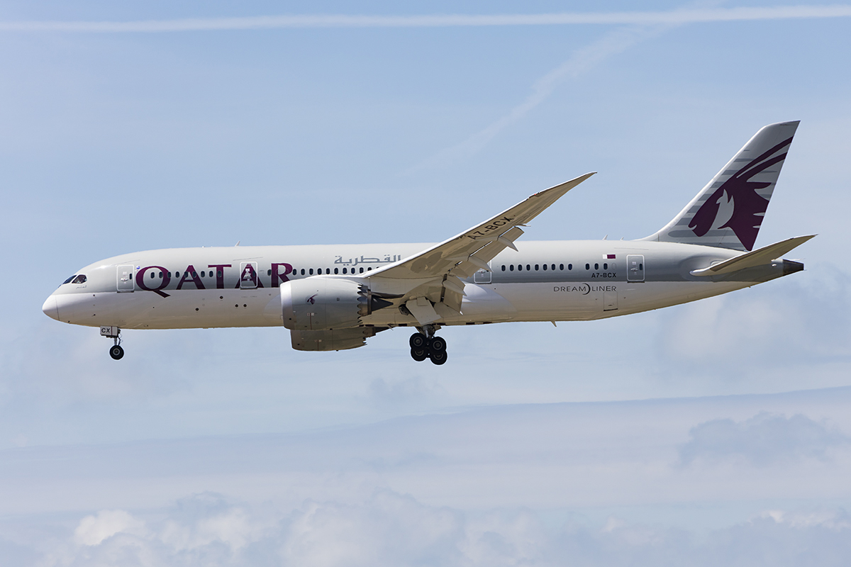 Qatar Airways, A7-BCX, Boeing, B787-8, 01.05.2017, FCO, Roma, Italy 



