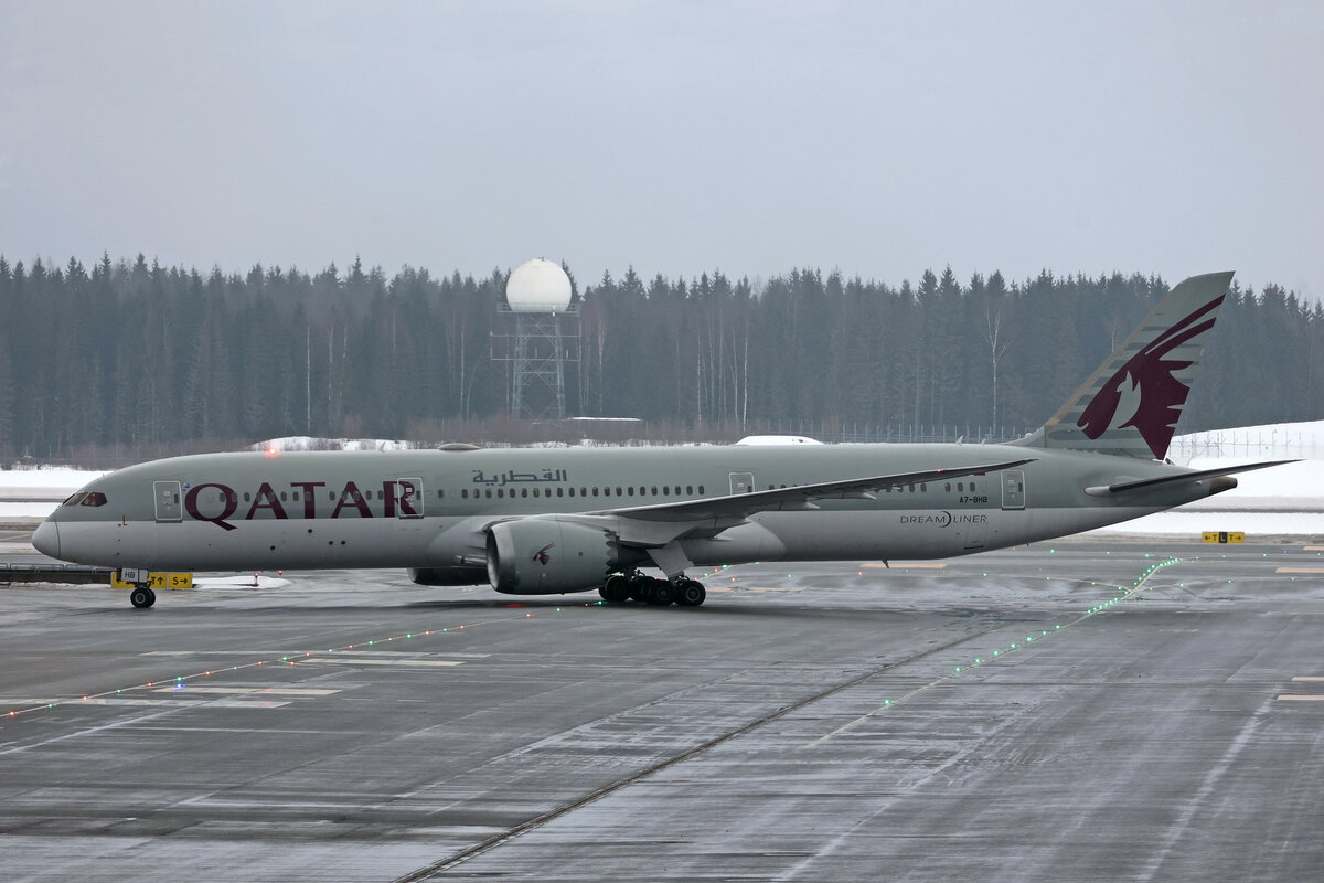 Qatar Airways, A7-BHB, Boeing B787-9, msn: 64215/917, 25.Februar 2024, OSL Oslo, Norway.