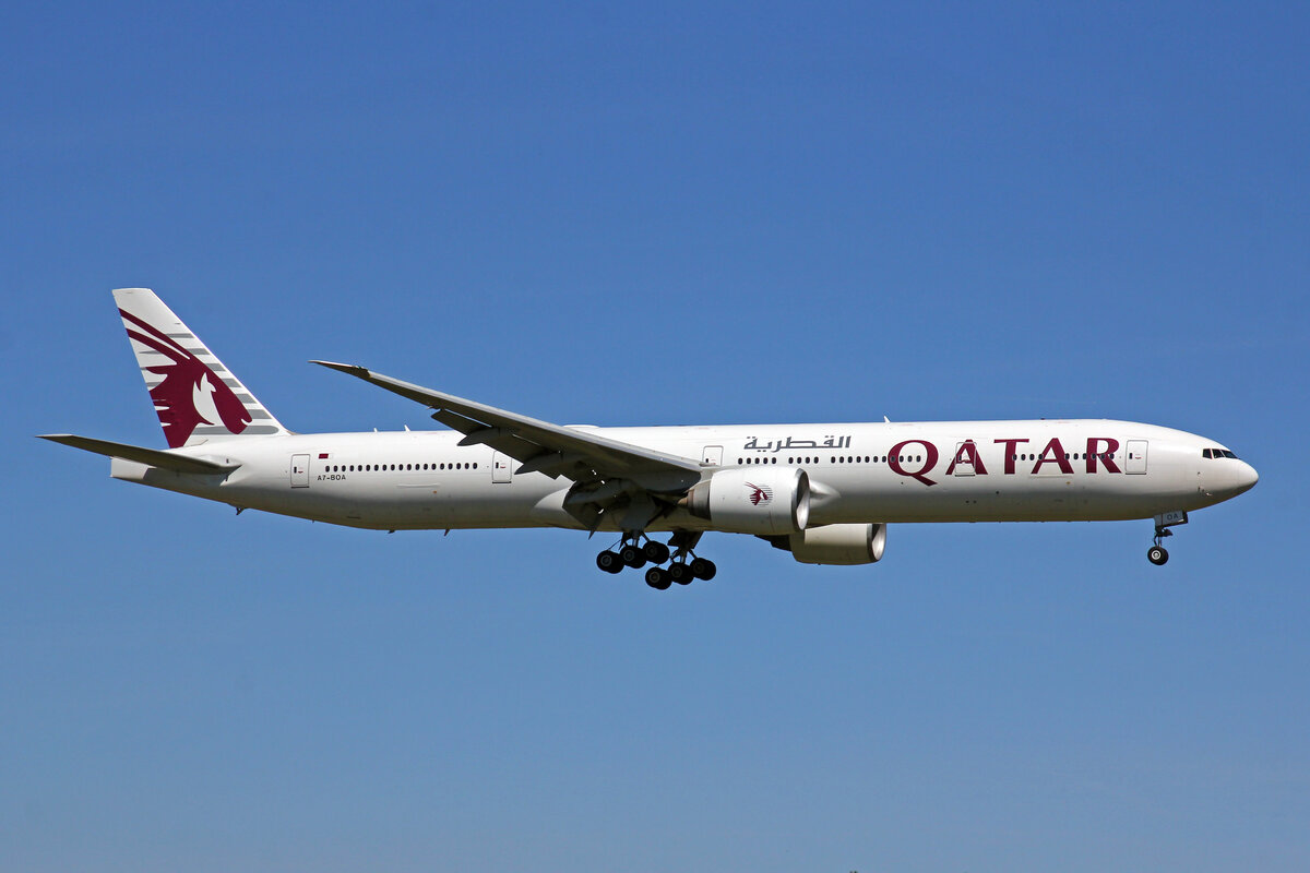 Qatar Airways, A7-BOA, Boeing 777-367ER, msn 36159/835, 18.April 2022, ZRH Zürich, Switzerland.