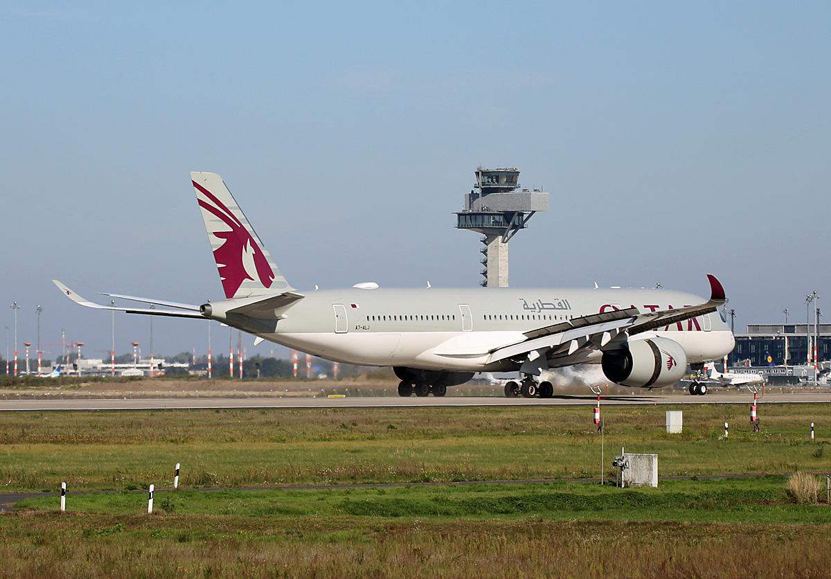 Qatar Airways, Airbus A 350-941, A7-ALJ, BER, 09.10.2021