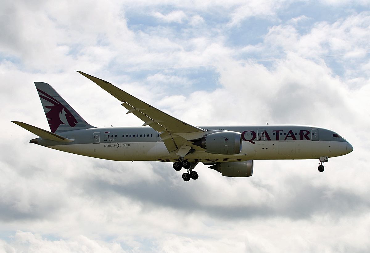 Qatar Airways, Boeing B 787-8 Dreamliner, A7-BCR, TXL, 04.09.2020
