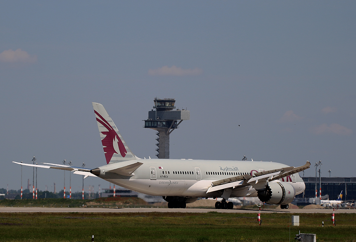 Qatar Airways, Boeing B 787-8 Dreamliner, A7-BCV, BER, 05.06.2021