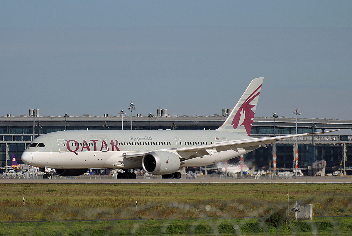 Qatar Airways, Boeing B 787-8 Dreamliner, A7-BCF, BER, 02.10.2021