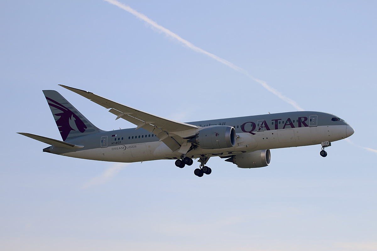Qatar Airways, Boeing B 787-8 Dreamliner, A7-BCZ, BER, 31.10.2021