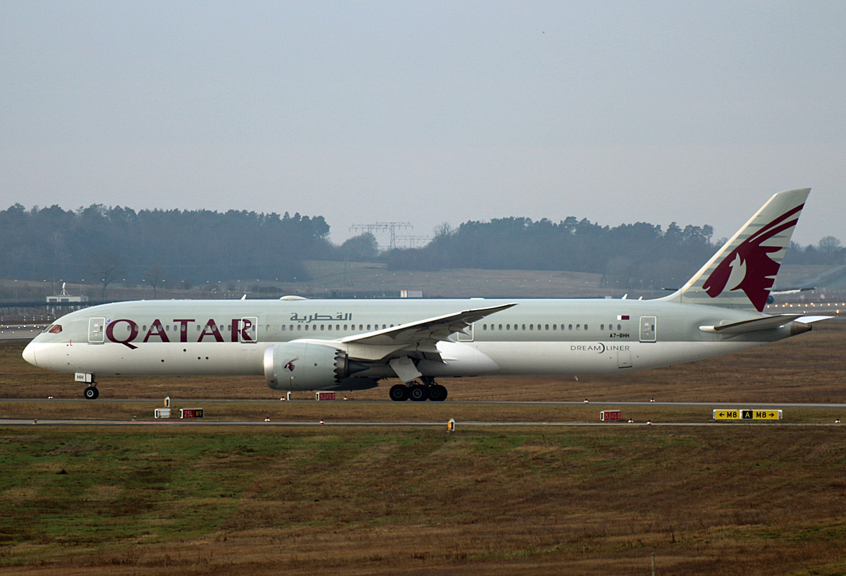Qatar Airways, Boeing B 787-9 Dreamliner, A7-BHH, BER, 13.02.2024