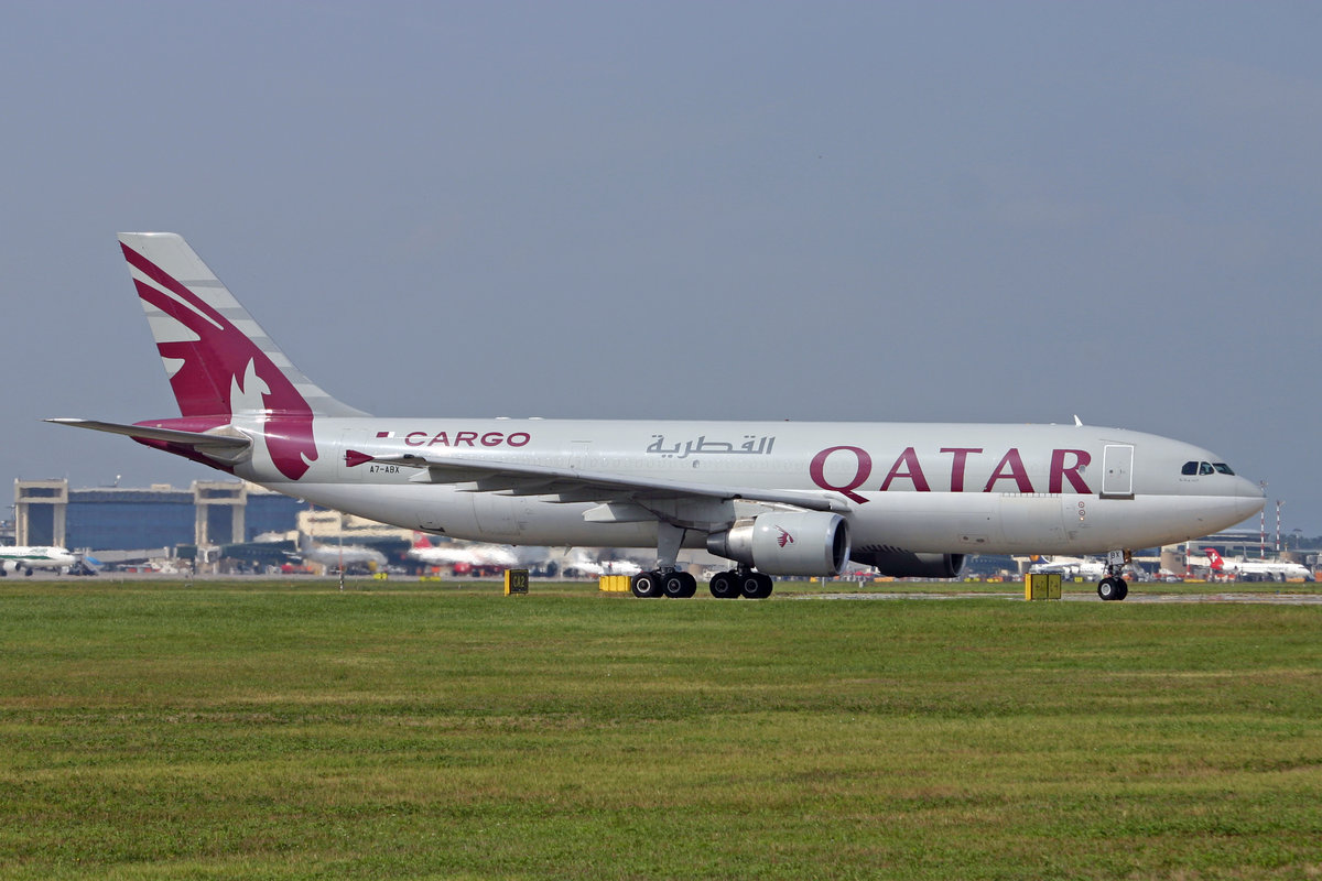 Qatar Airways Cargo, A7-ABX, Airbus A300-622RF, msn: 554,  Al Dawha , 12.September 2010, MXP Milano Malpensa, Italy.