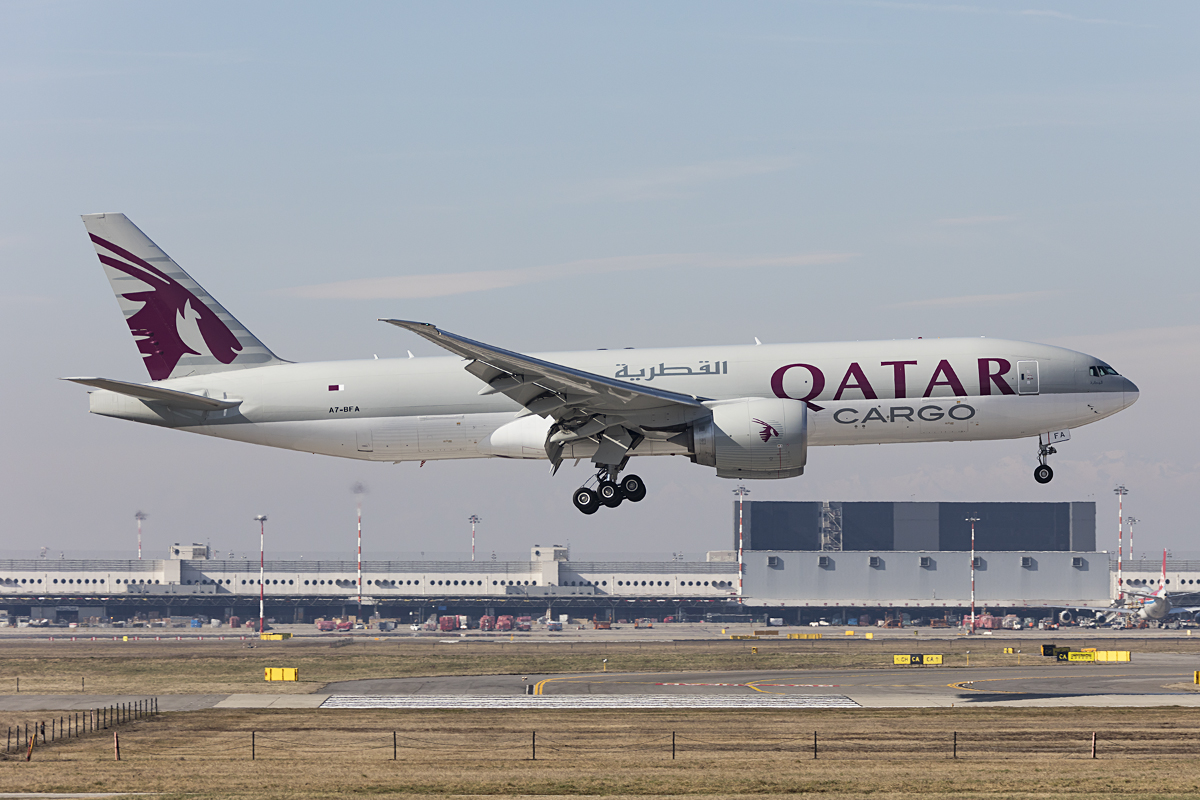 Qatar Airways - Cargo, A7-BFA, Boeing, B777-BFA, 26.02.2017, MXP, Mailand, Italy



