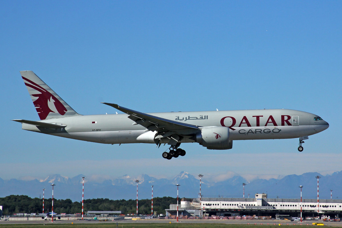 Qatar Airways Cargo, A7-BFH, Boeing 777-FDZ, msn: 422981284, 28.September 2020, MXP Milano-Malpensa, Italy.