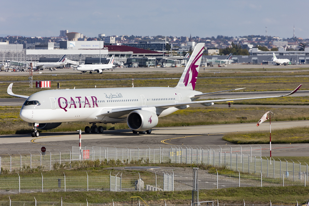 Qatar Airways, F-WZFC > A7-ALE, Airbus, A350-941, 29.09.2015, TLS, Toulouse, France 





