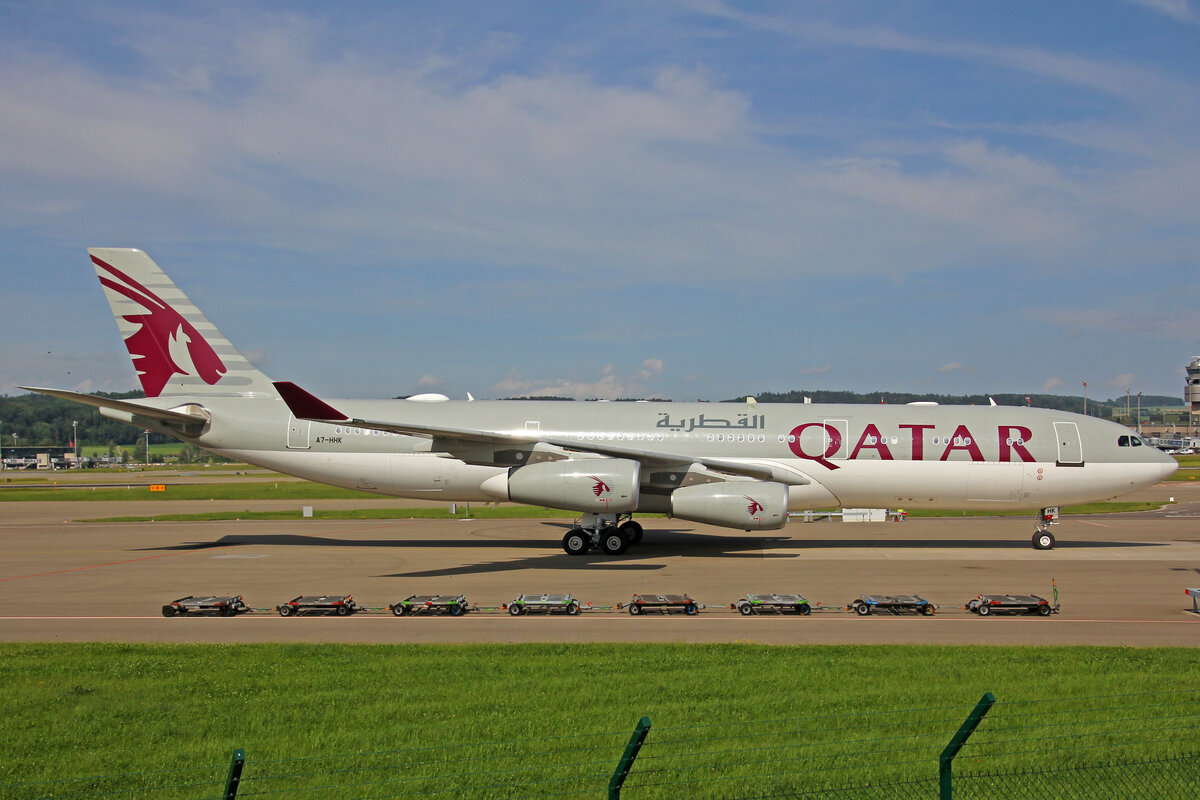 Qatar Amiri Flight, A7-HHK, Airbus A340-211, msn: 026, 21.Mai 2022, ZRH Zürich, Switzerland.