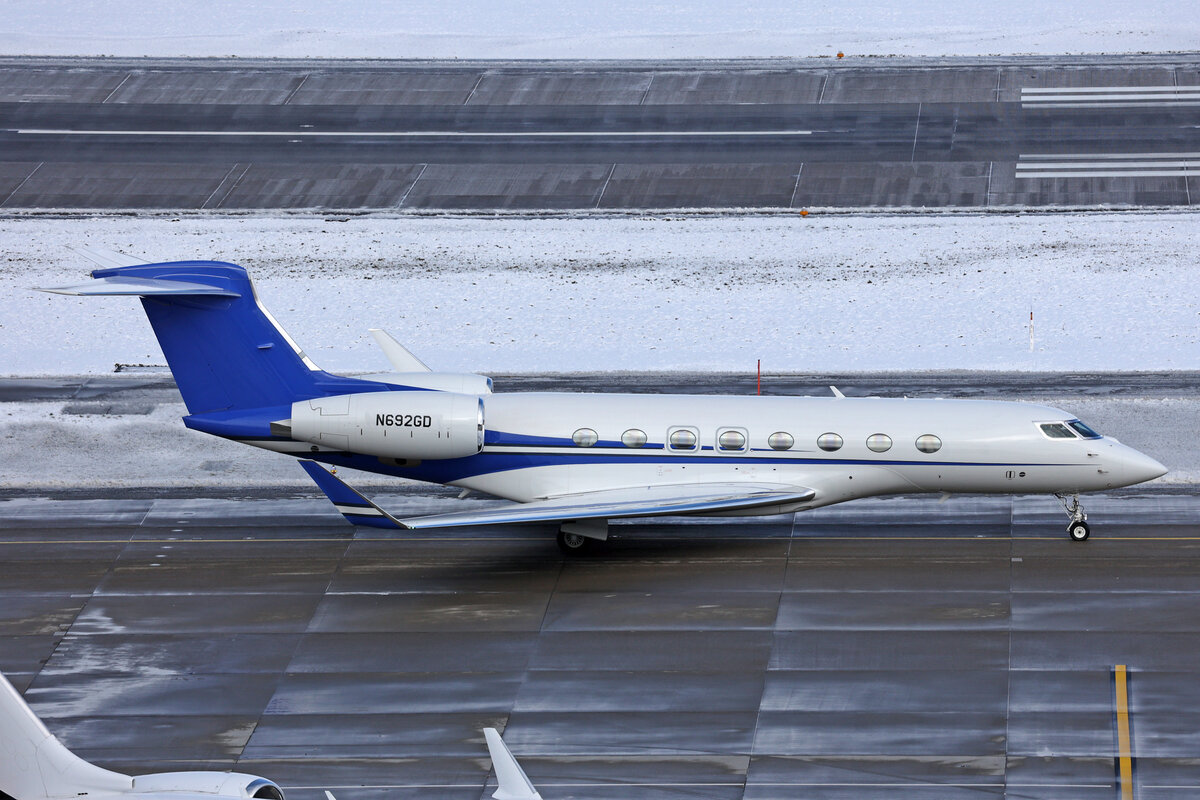 Qualcomm Inc., N692GD, Gulfstream G650ER, msn: 6429, 19.Januar 2024, ZRH Zürich, Switzerland.