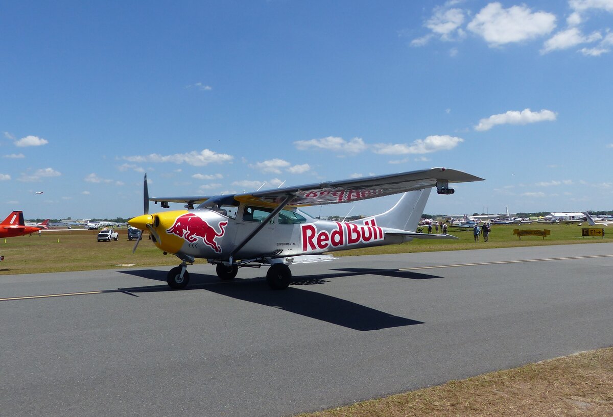 Red Bull, Cessna 182K Skylane, N3185Q, Sun`n Fun, Lakeland-Linder Int. (LAL/KLAL), 17.4.2026
