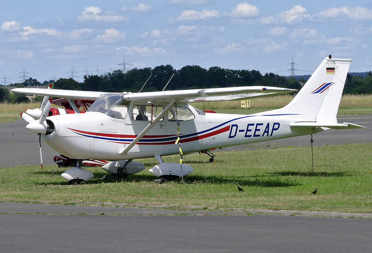 Reims-Cessna FR 172 F - Reims Rocket, D-EEAP in EDKB - 17.06.2019