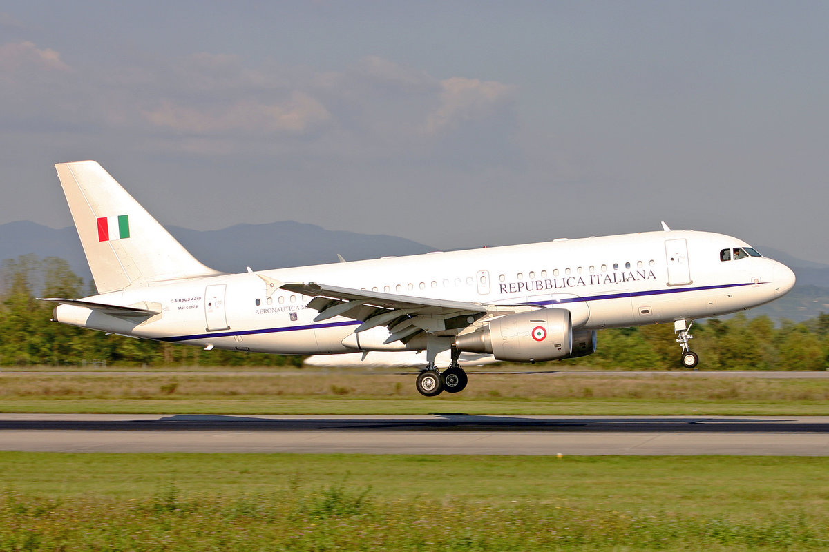 Repubblica Italiana, MM62174, Airbus A319-115 CJ, msn: 1157, 21.September 2005, BSL Basel, Switzerland.