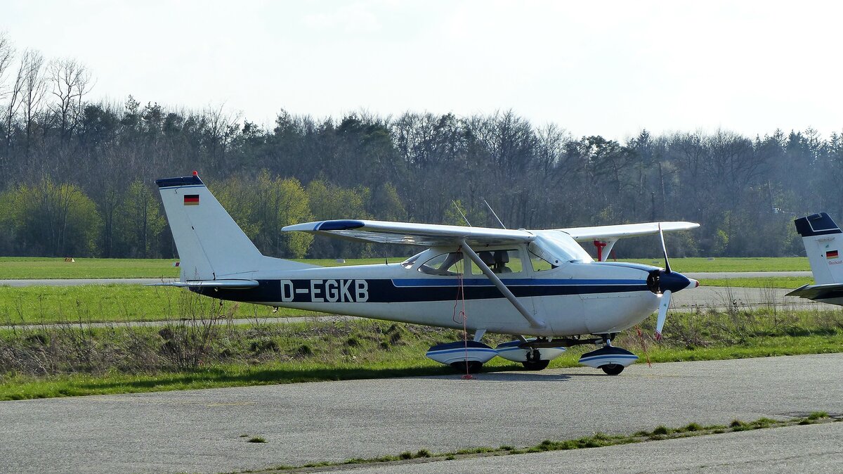 Rimes Cessna 172E Rocket, D-EGKB, Flugplatz Landshut (EDML), 9.4.2023
